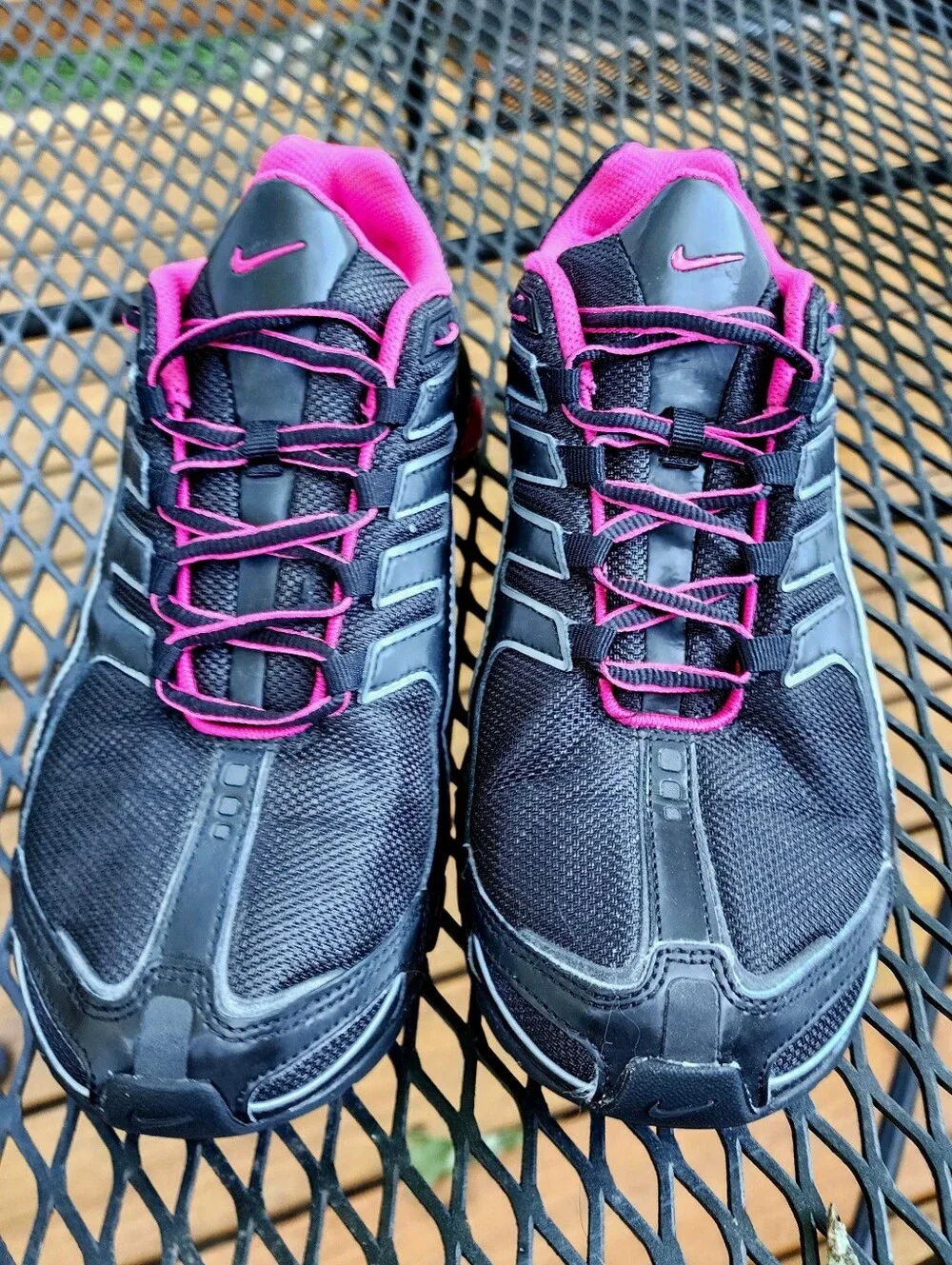 Nike Shox Nz Athletic Shoes Size 8.5 (356918)